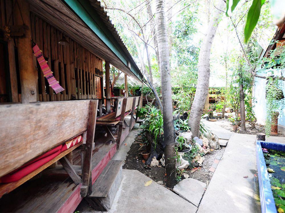 Sukhothai Guest House Kültér fotó